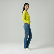 Zacht Gehaakt Dames Vest – Pluis Knitwear met Hartknopen