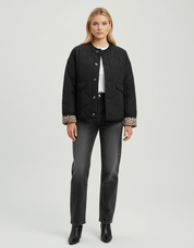 Dames Jas Luipaardprint – Stijlvolle Comfortabele Jas met Knoopsluiting