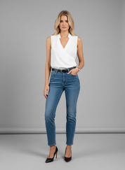 V-hals Top voor Dames – Tijdloze Luxe Top, Elegante Basic