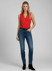 V-hals Top voor Dames – Tijdloze Luxe Top, Elegante Basic