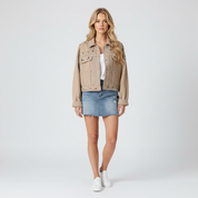 Studded Denim Jacket voor Dames – Stoer Spijkerjack