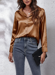 Elegante Damesblouse – Verfijnde Blouse met Knoopsluiting en Zachte Drapering