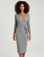 Nette Gebreide Midi Jurk met V-hals en Strikceintuur