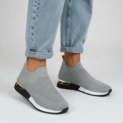Dames Slip-On Sneakers met Puntige Neus – Stijlvolle en Comfortabele Schoenen