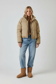 Korte Dames Pufferjas met Hoge Kraag | Warme Gewatteerde Winterjas