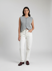 Gebreid Dames Mouwloos Vest – Vest Met Knoopsluiting In Abrikoos En Lichtgrijs