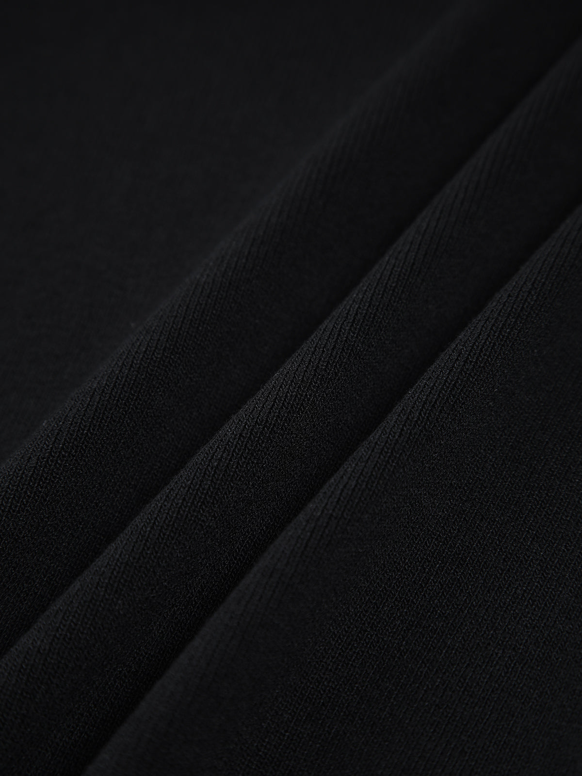 Dea Studios Gebreide Top met Puntkraag en Gouden Knopen