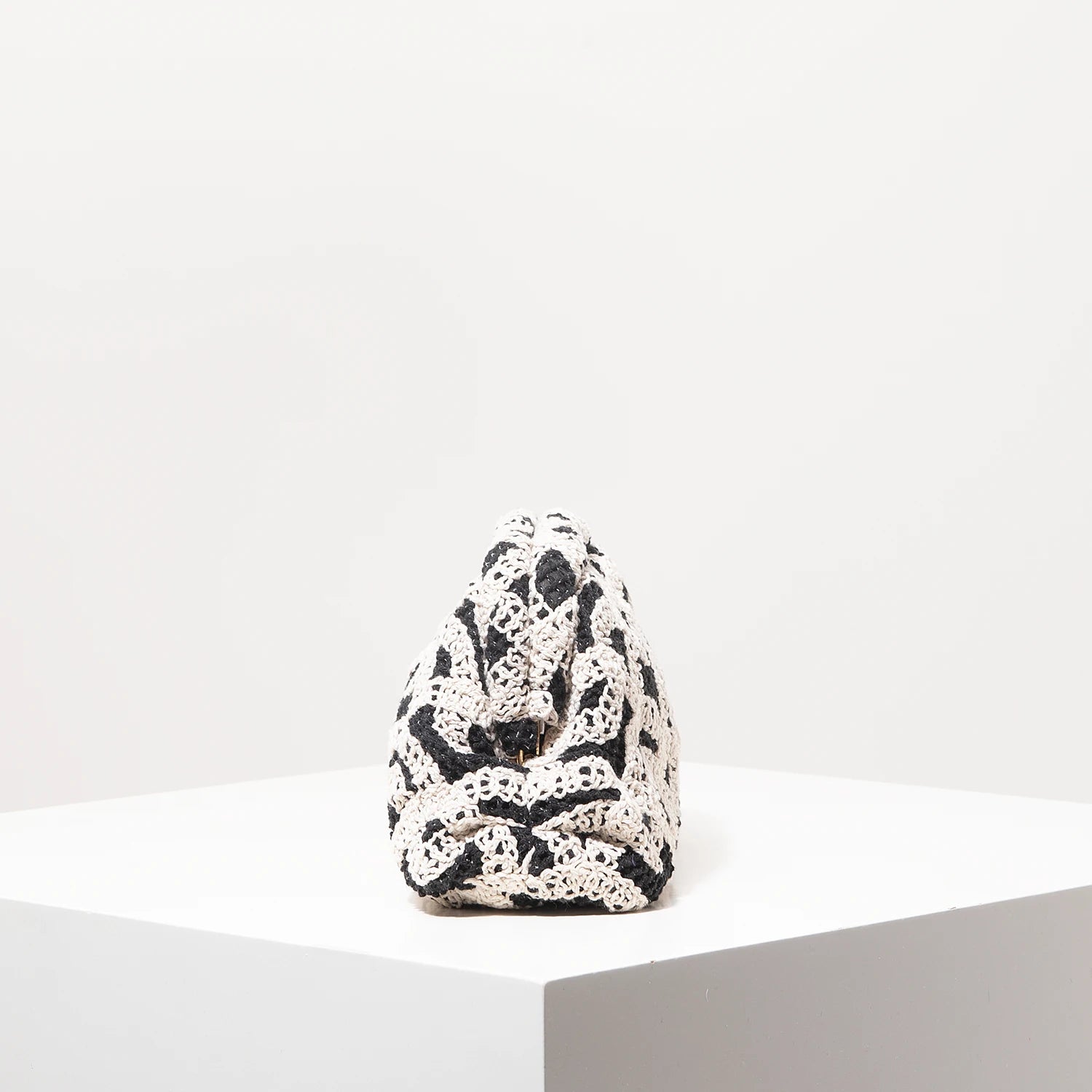 Gehaakte Clutche Tas – Tijdloos Bohemian Accessoire