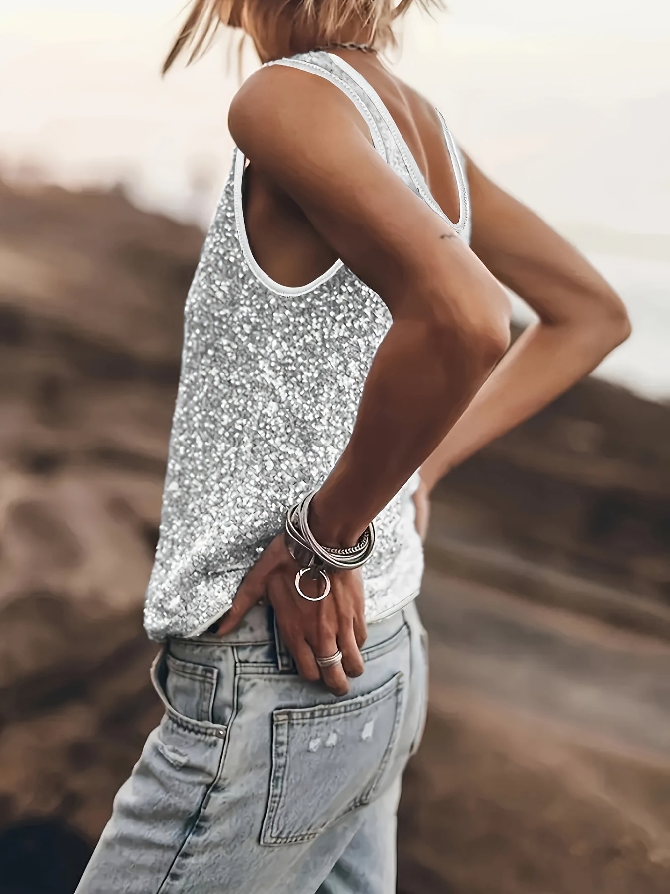 Yuna Top Dames | Glinsterend Mouwloos Topje | Feestelijke Luxe Dames Top